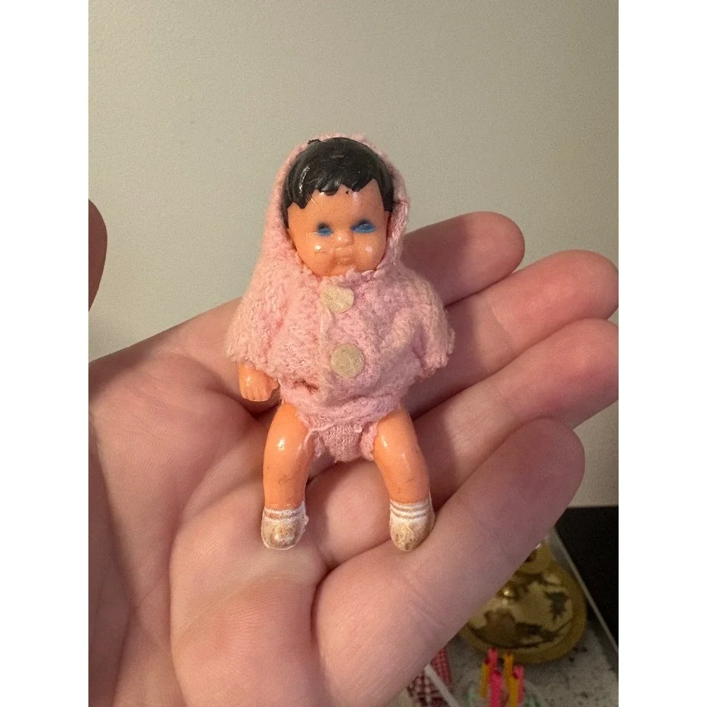 Vintage Mini Baby Doll Pink‎ Knit Hoodie Diaper Socks Toy Collectible